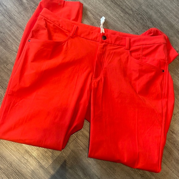 Lululemon Mens Red size 40 Dress Pants NEW - Picture 1 of 4